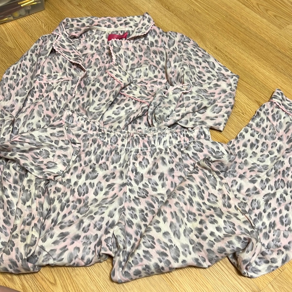 🧿VS pajama set